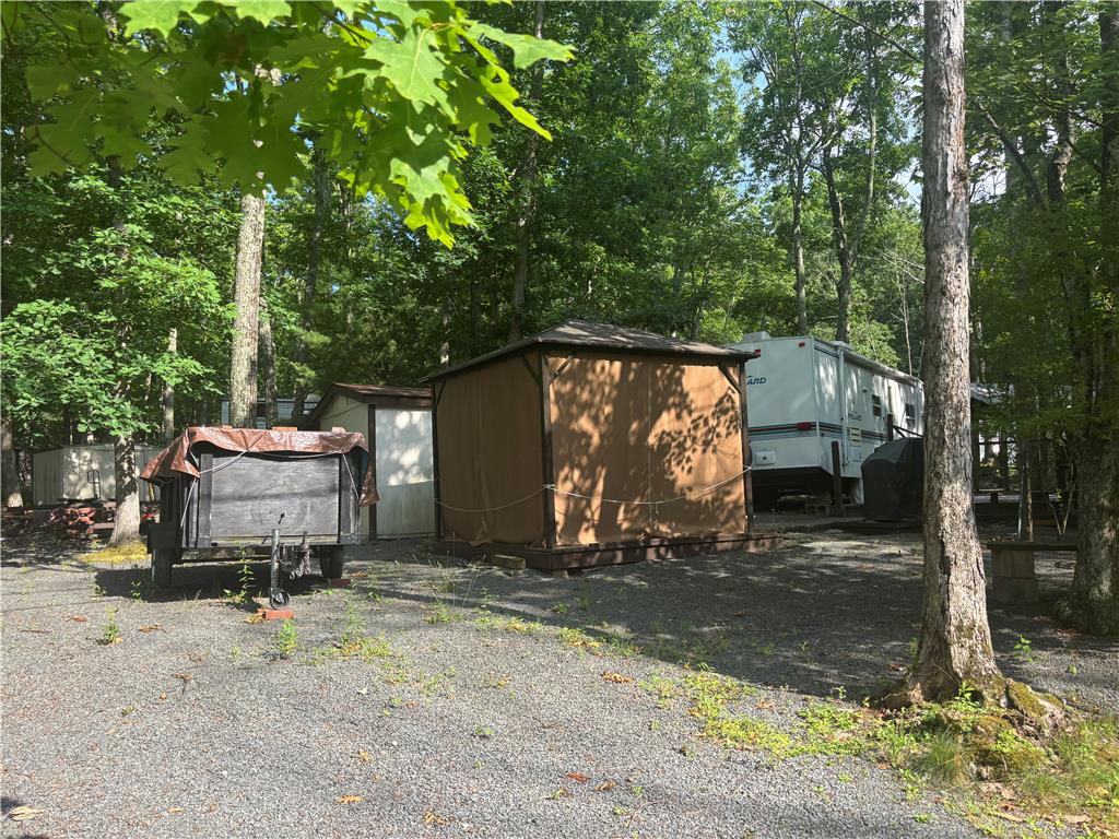 1989 Opossum & Fox Property Photo 3