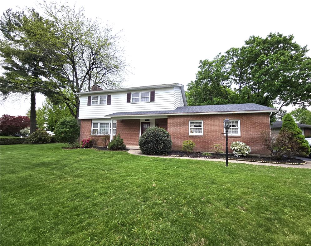 2145 Mark Twain Circle