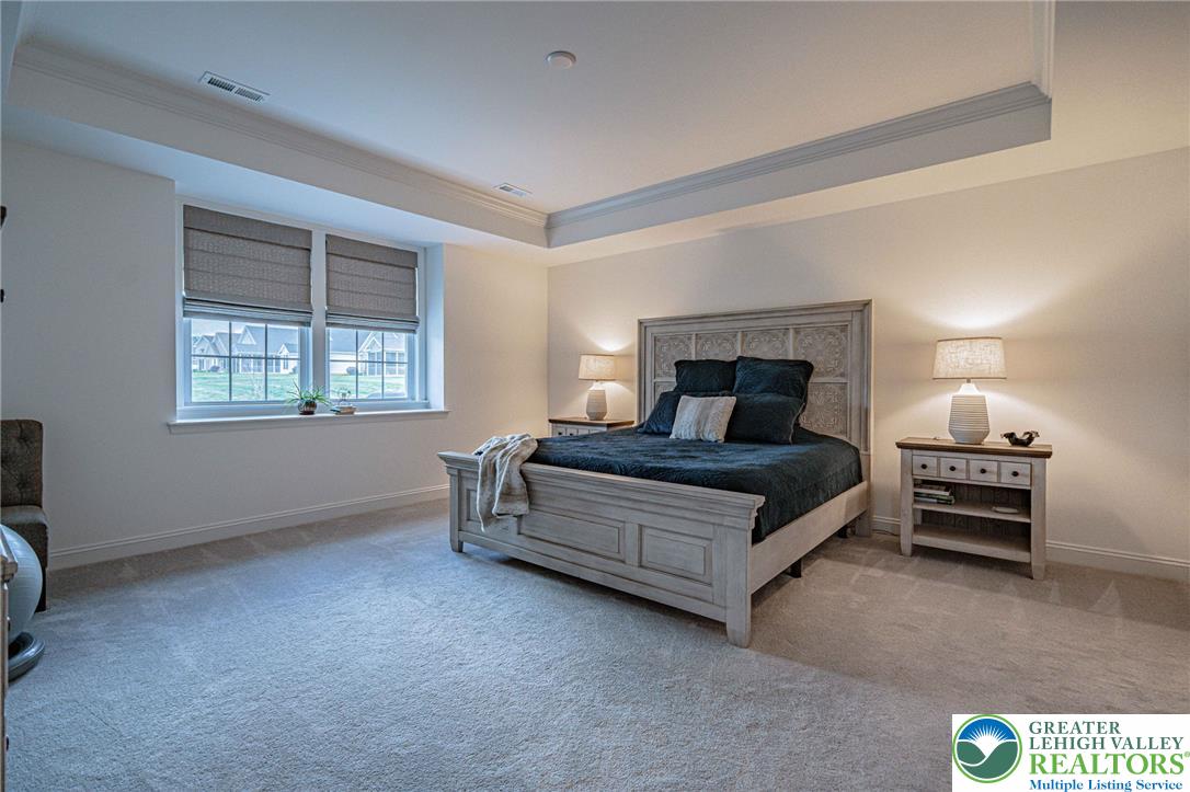 3715 Founders Xing Property Photo 14
