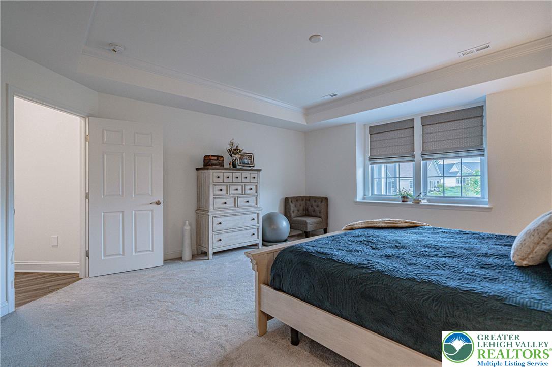 3715 Founders Xing Property Photo 15