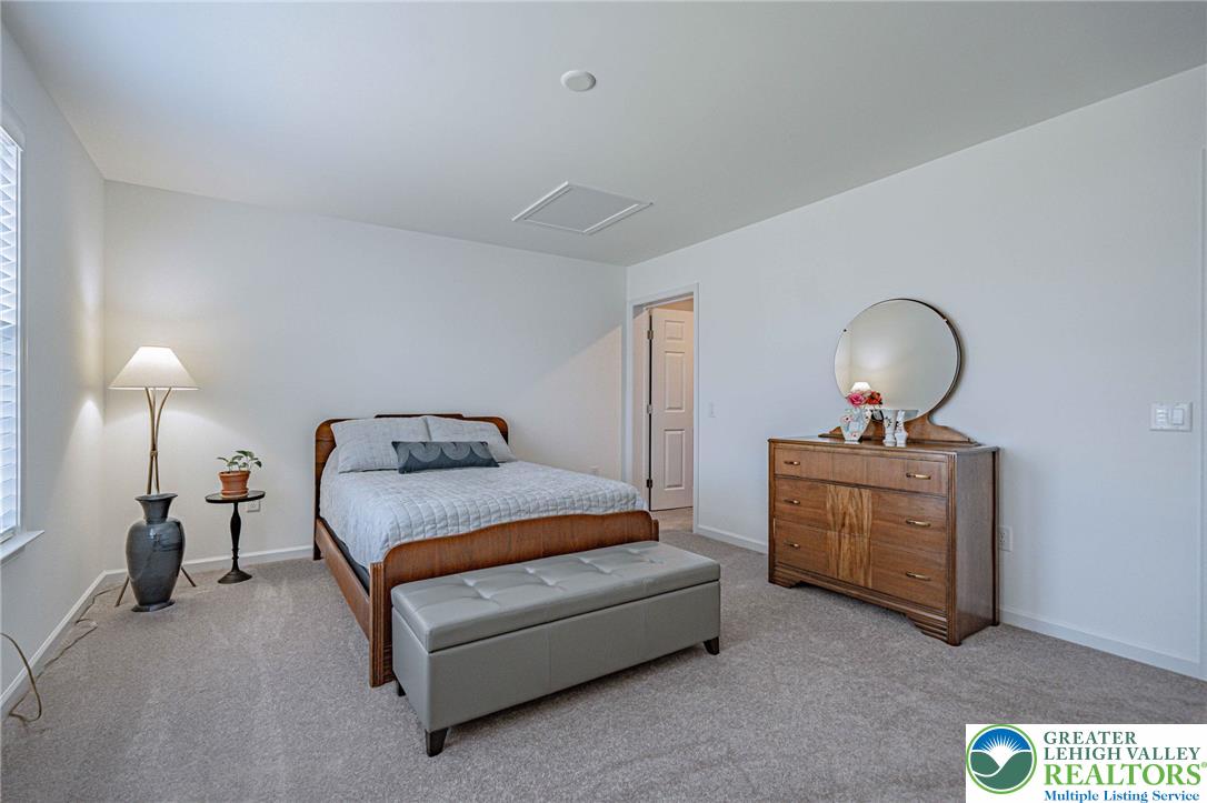 3715 Founders Xing Property Photo 30