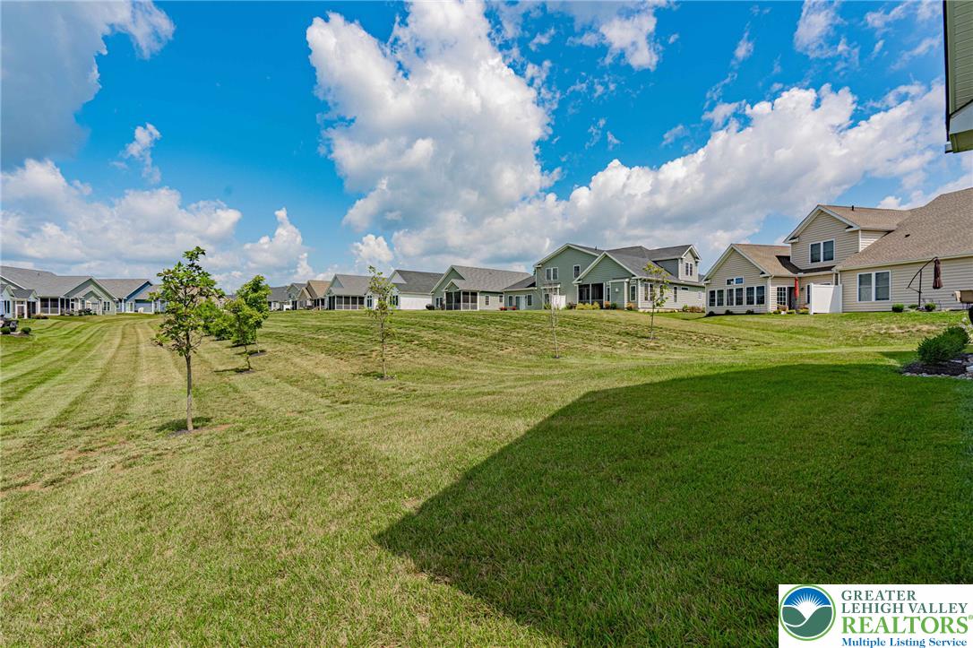 3715 Founders Xing Property Photo 37