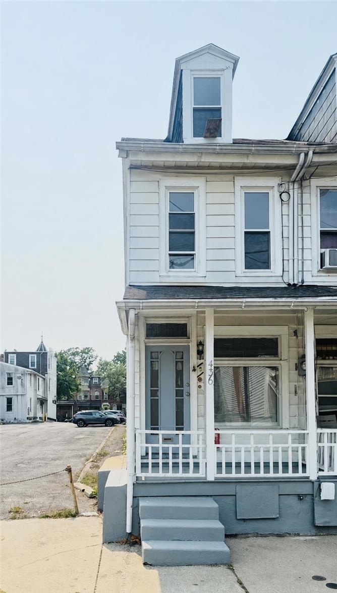 436 North Church Street Property Photo 1