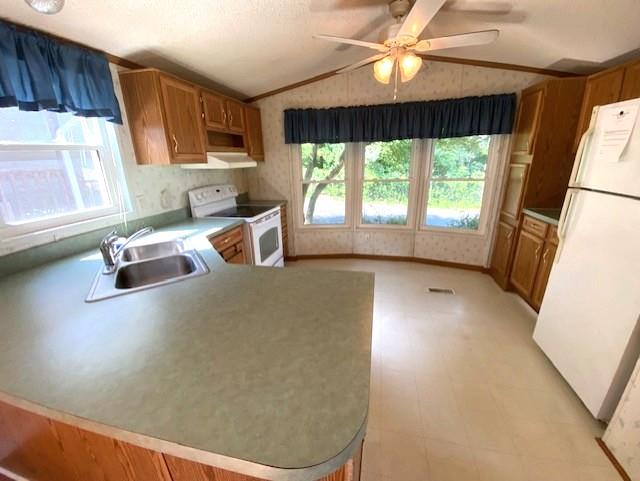 360 Delaware Drive 16 Property Photo 5