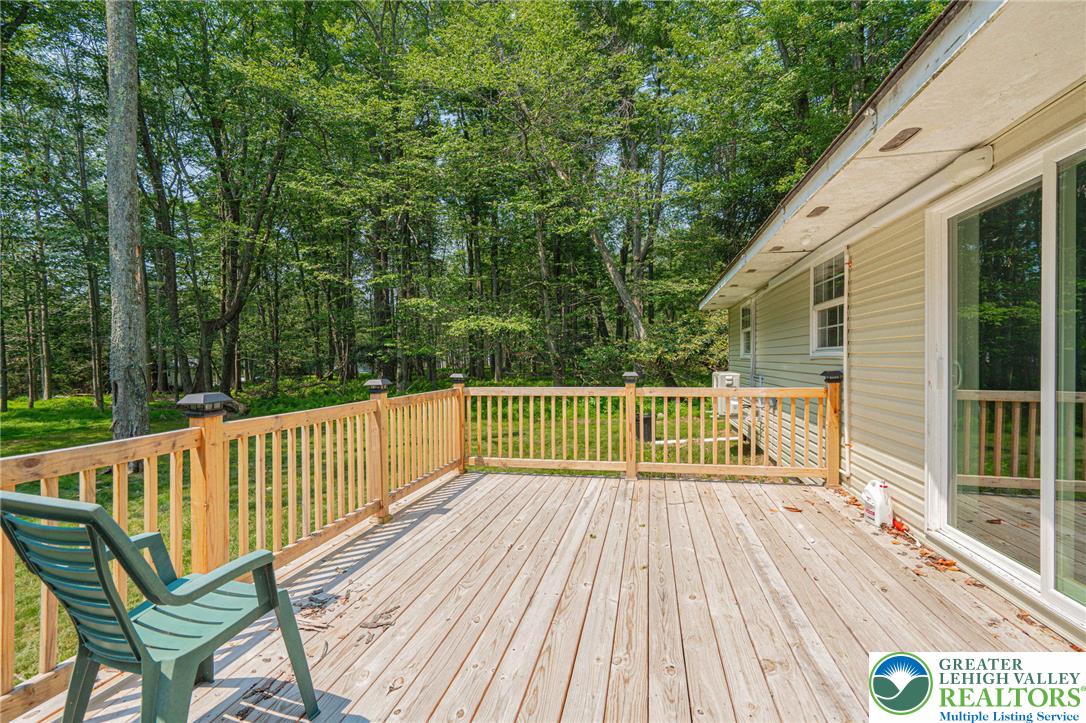 3279 Beech Ridge Drive Property Photo 18