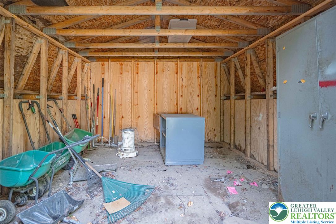 3279 Beech Ridge Drive Property Photo 22