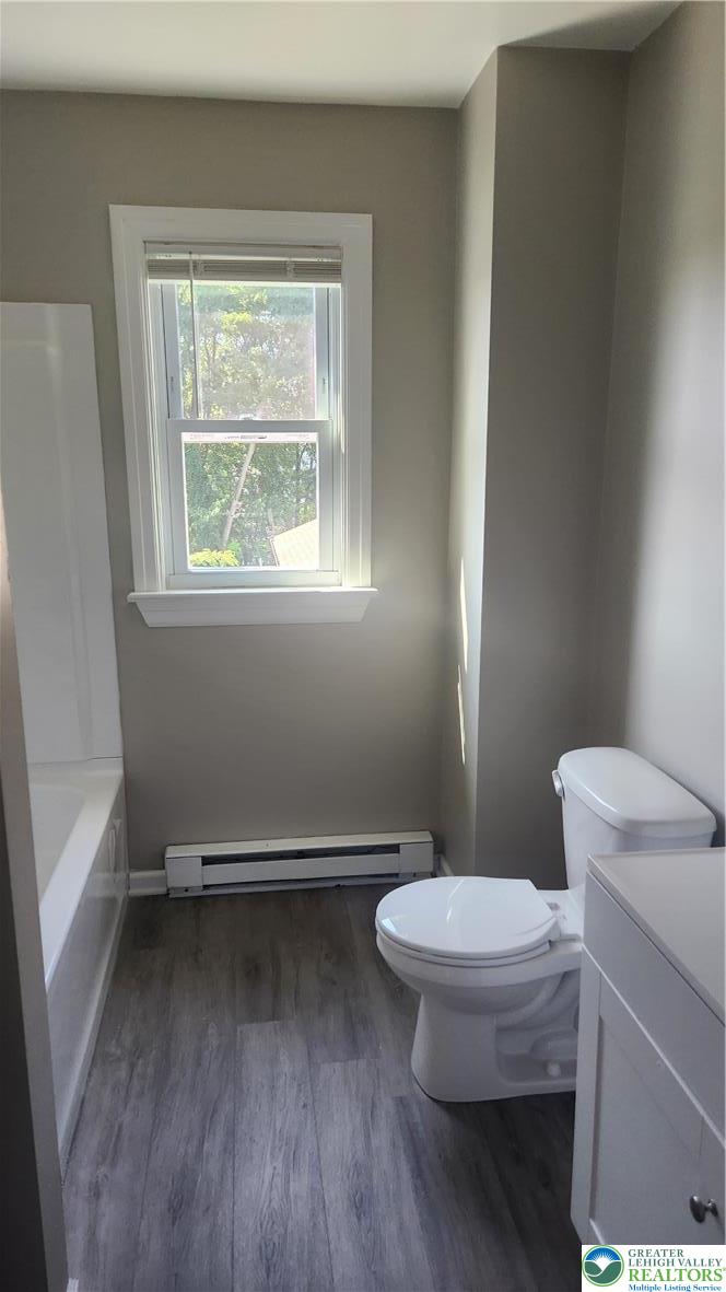 28 East Walnut Street Property Photo 8