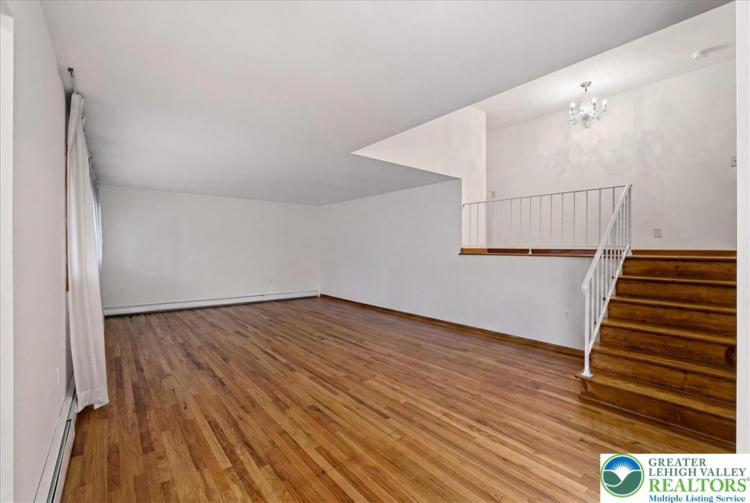 310 Albert Road Property Photo 7