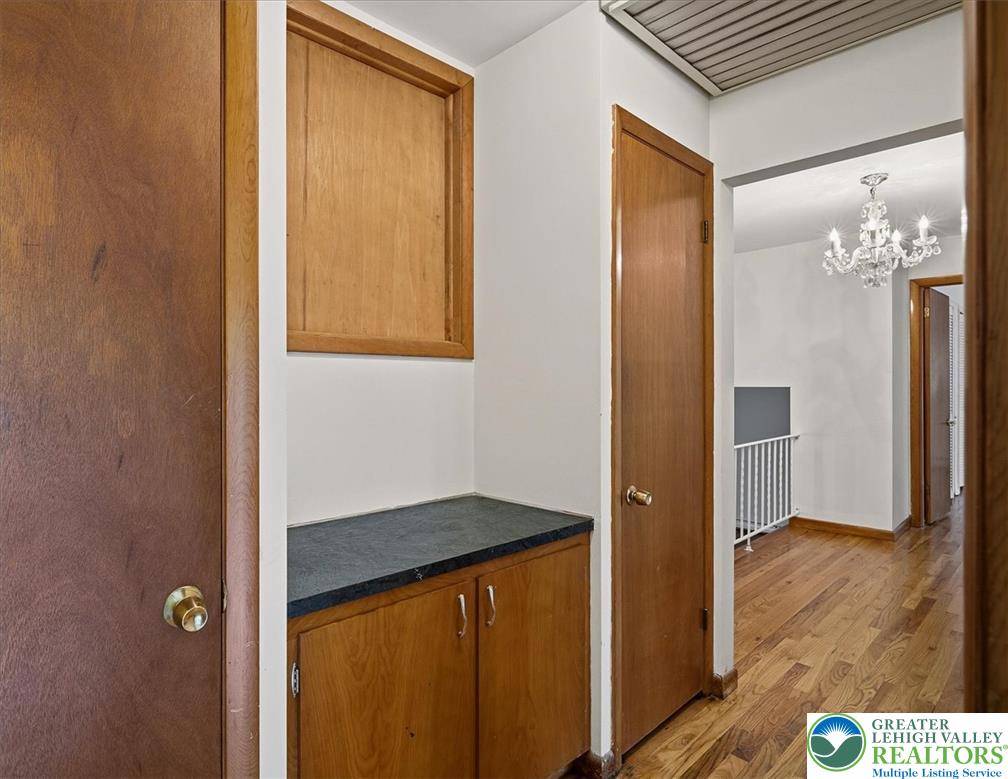 310 Albert Road Property Photo 33