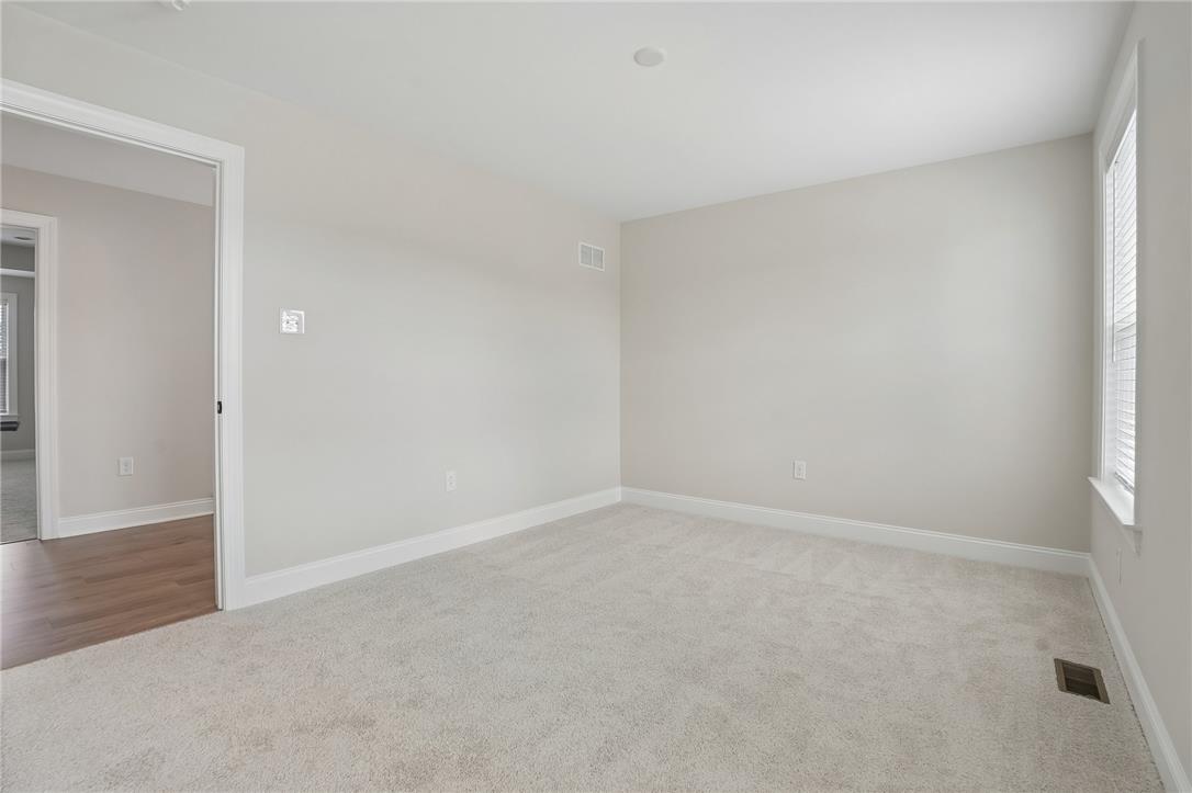 120 Ashford Drive Property Photo 40