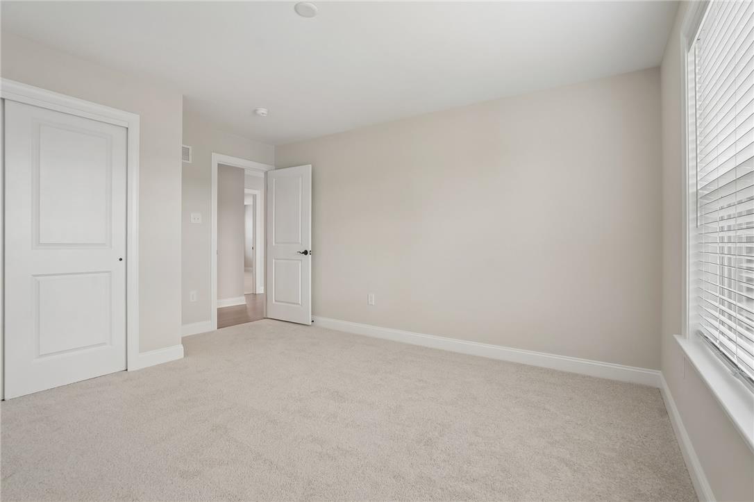 120 Ashford Drive Property Photo 43