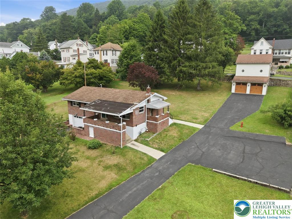 722 South Avenue Property Photo 2