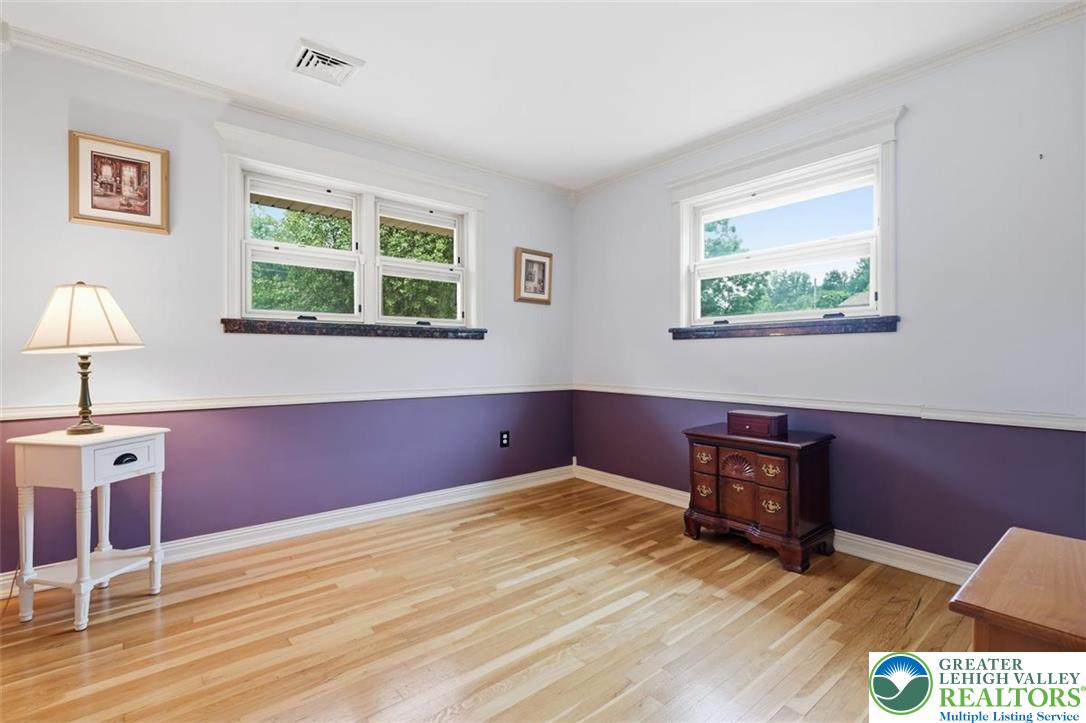 722 South Avenue Property Photo 21