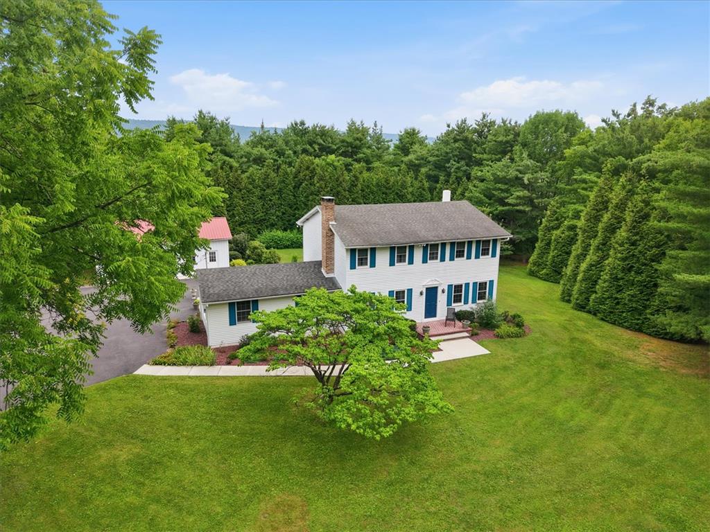 228 West Moorestown Road Property Photo 4