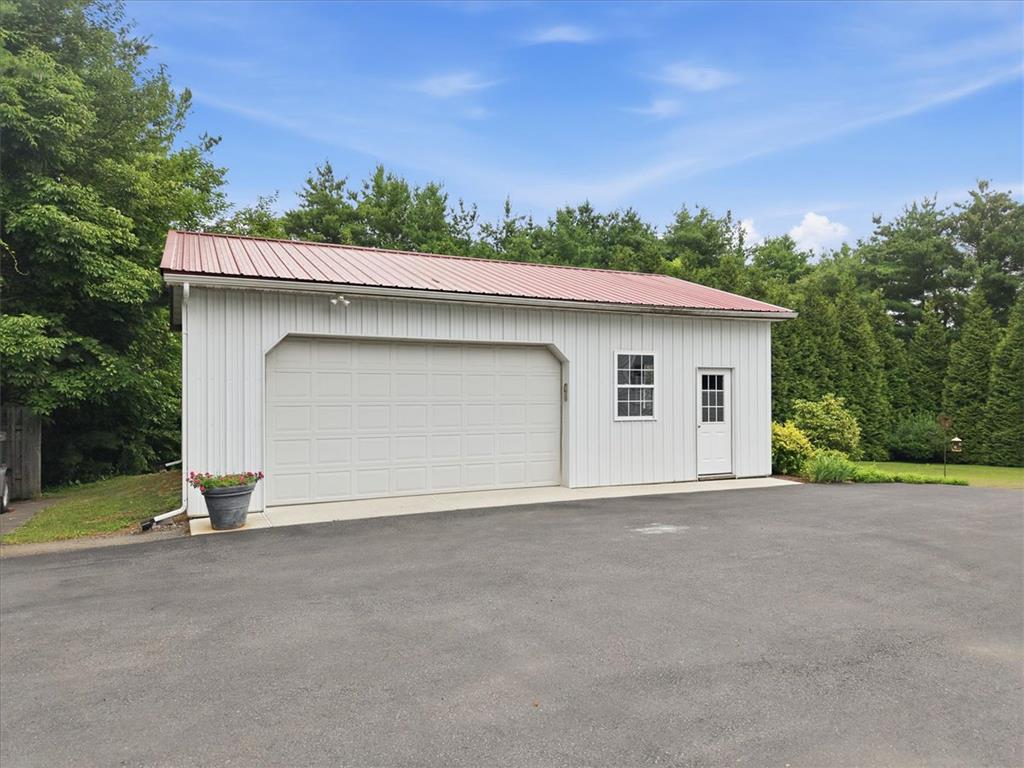 228 West Moorestown Road Property Photo 48