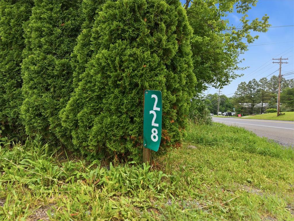 228 West Moorestown Road Property Photo 72