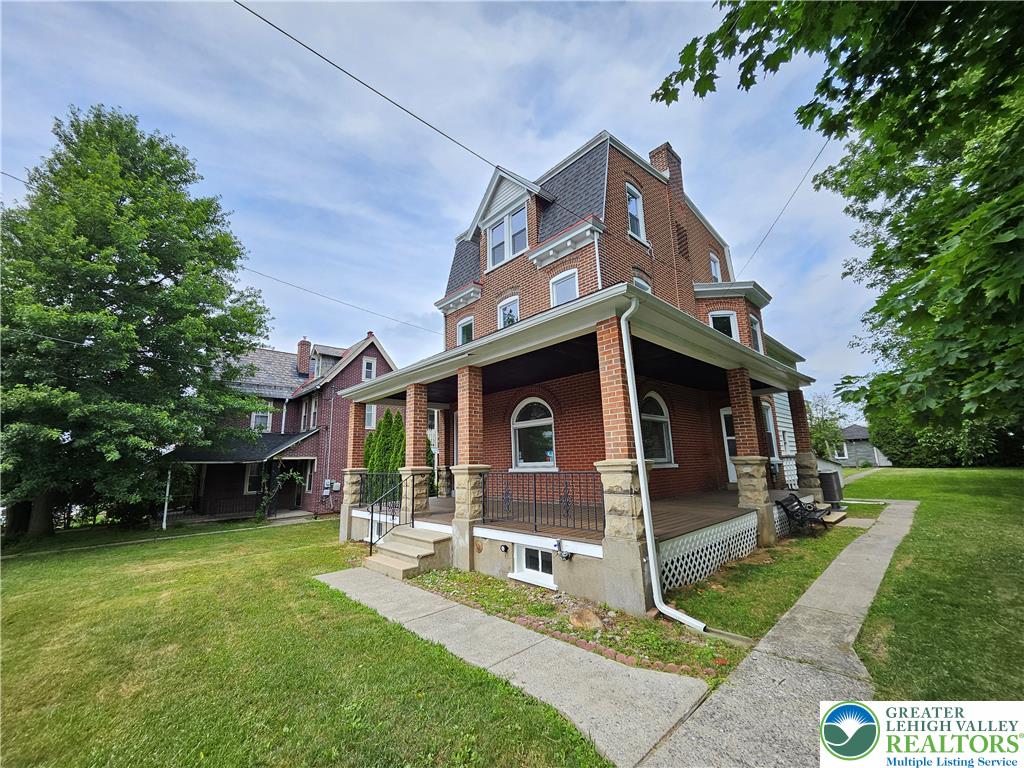 1977 South 5th Street 1st Fl Property Photo 2