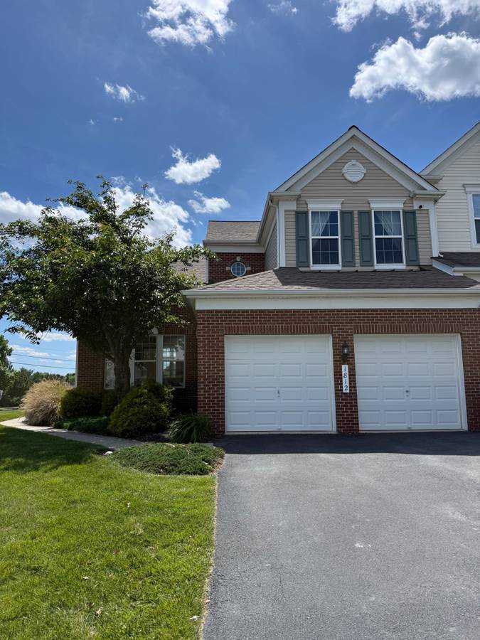 1812 Emerald Drive Property Photo 1