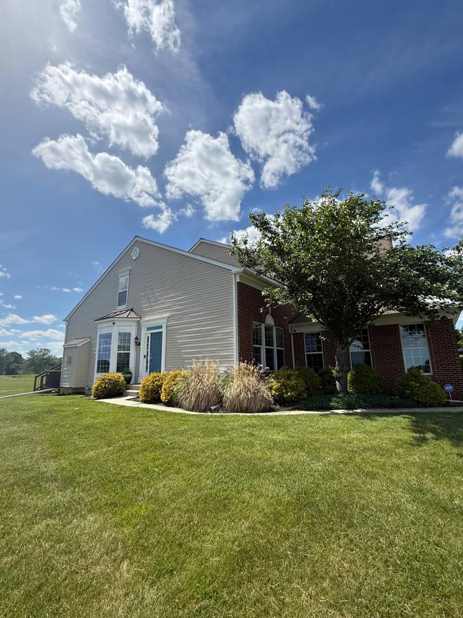 1812 Emerald Drive Property Photo 3