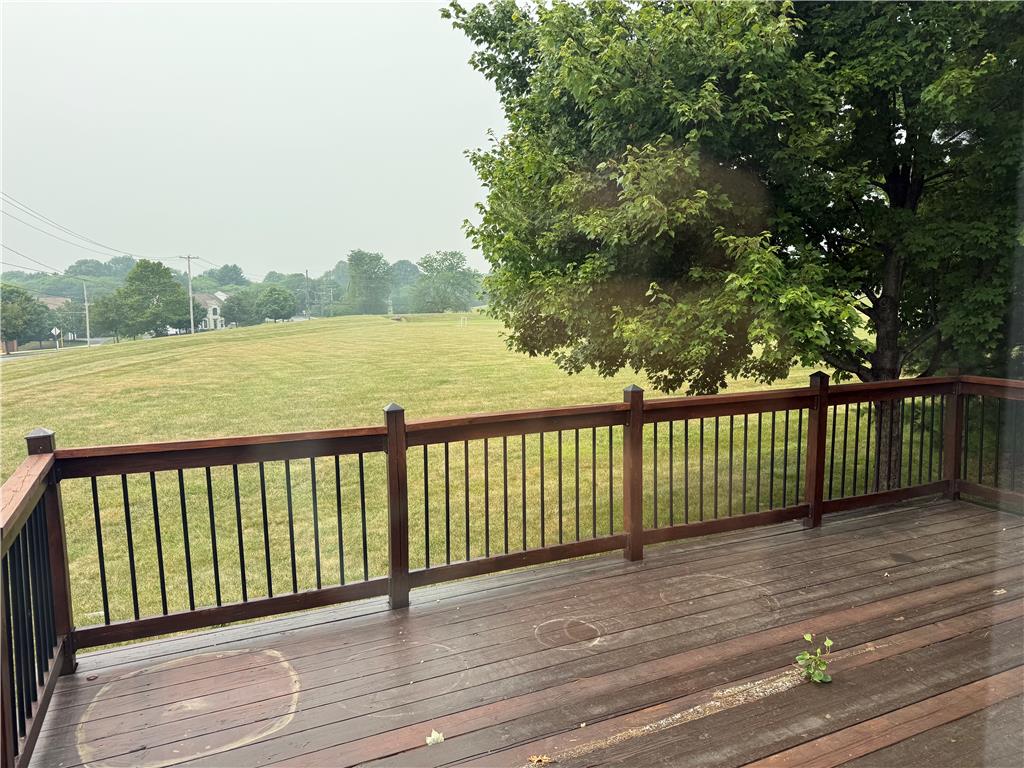 1812 Emerald Drive Property Photo 5