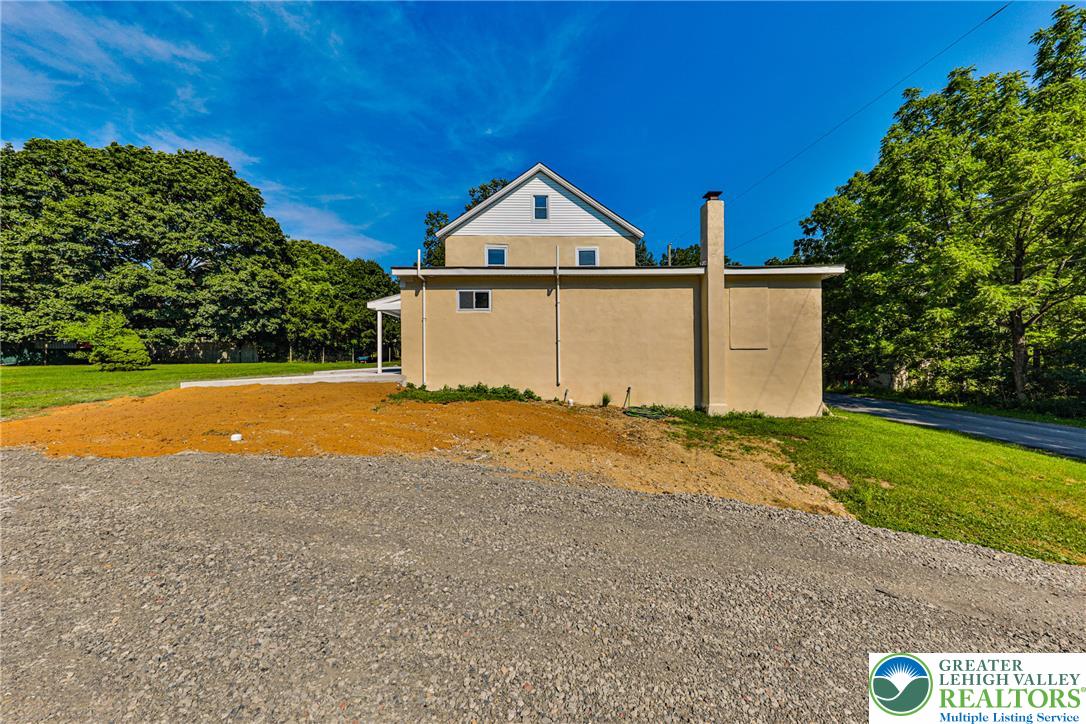 3042 West Beersville Road Property Photo 5