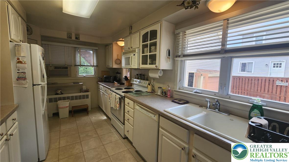 53 East Susquehanna Property Photo 3