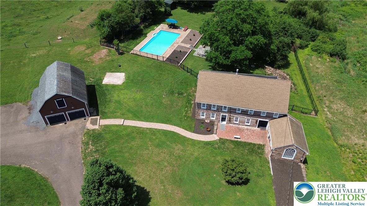 1513 Route 212 Property Photo 1