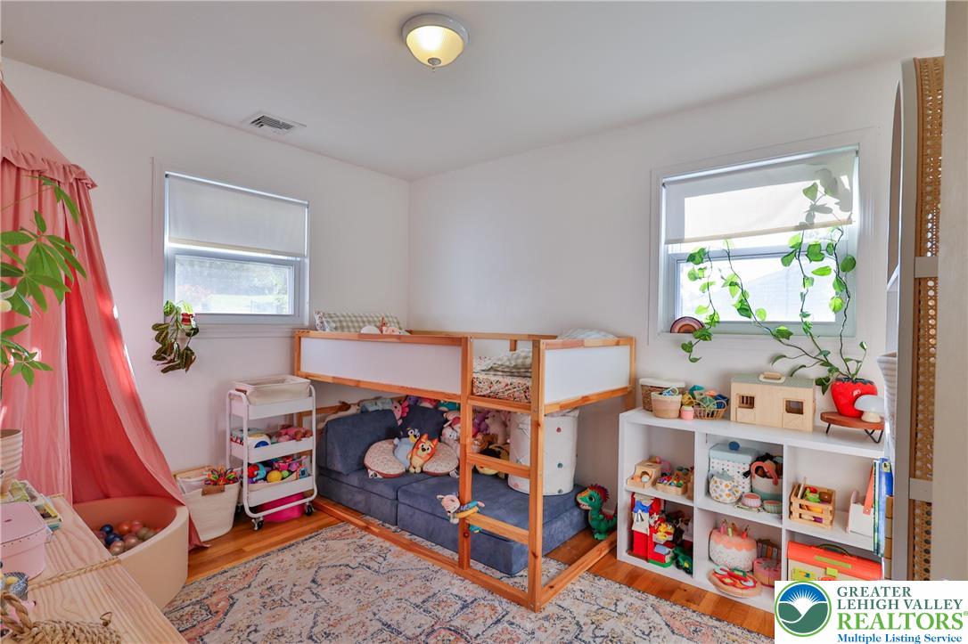 2922 Clayton Street Property Photo 11
