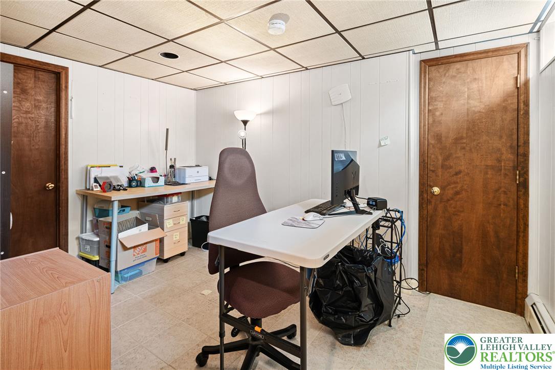 2705 Chew Street Property Photo 35