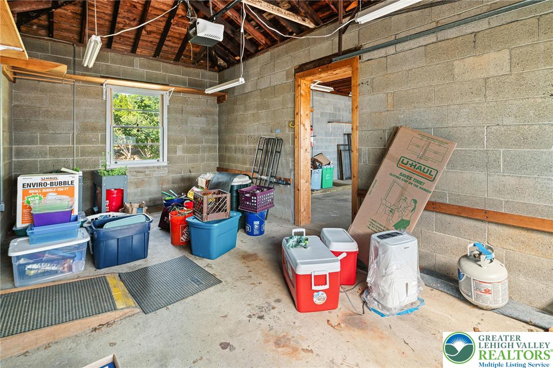 2705 Chew Street Property Photo 40