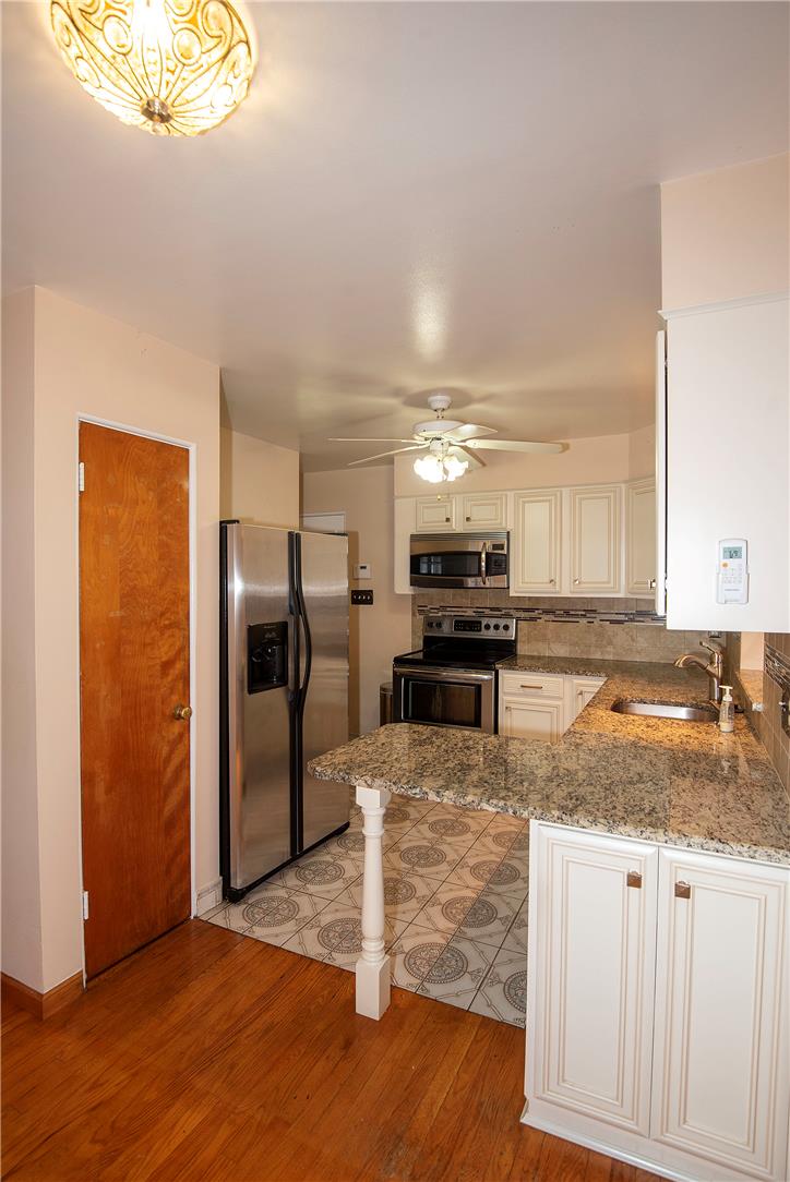 936 4th Street Property Photo 10