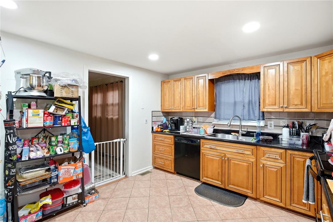 4008 Oakland Road Property Photo 14