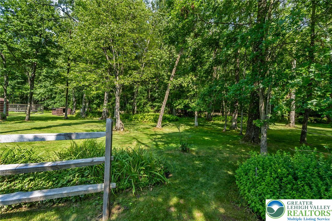 117 Whispering Acres Lane Property Photo 37