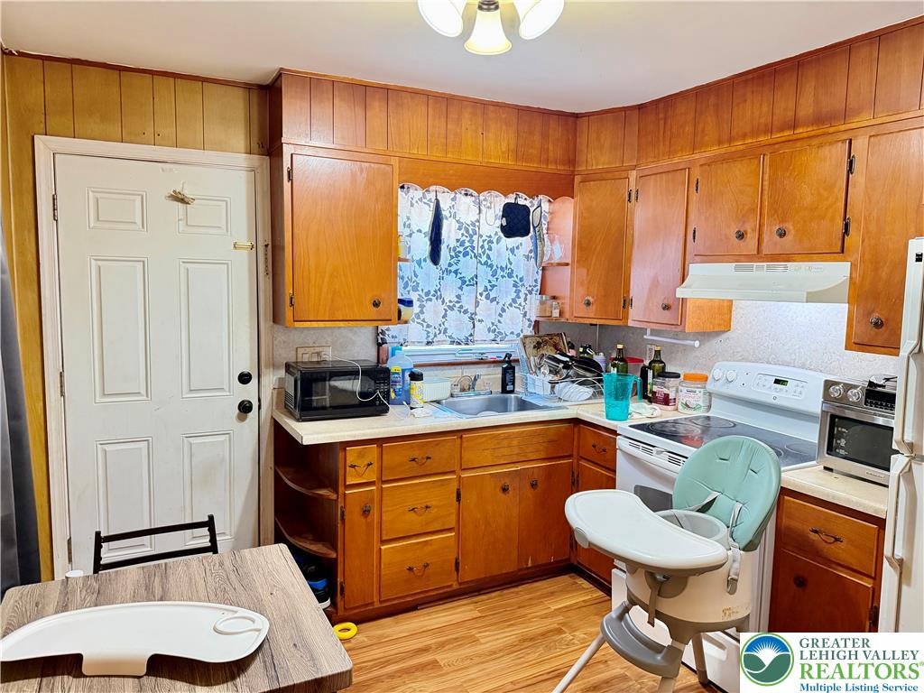 129 South 12th Street Property Photo 7