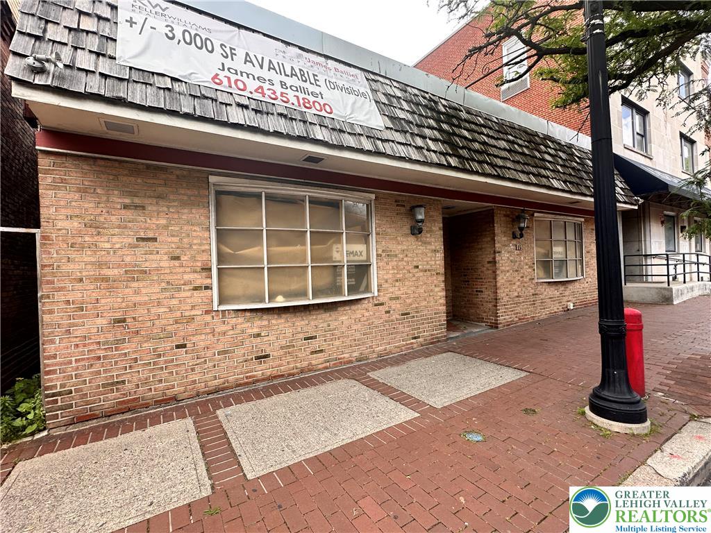 115 4th Street Property Photo 2