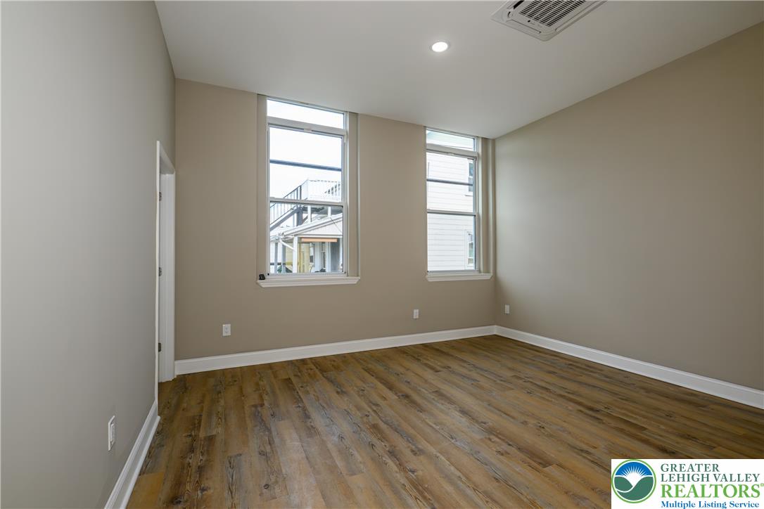 1012 2nd Street Two Bedroom Property Photo 20