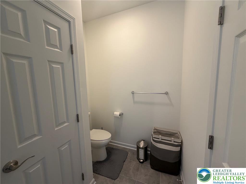 3760 Founders Xing Property Photo 21