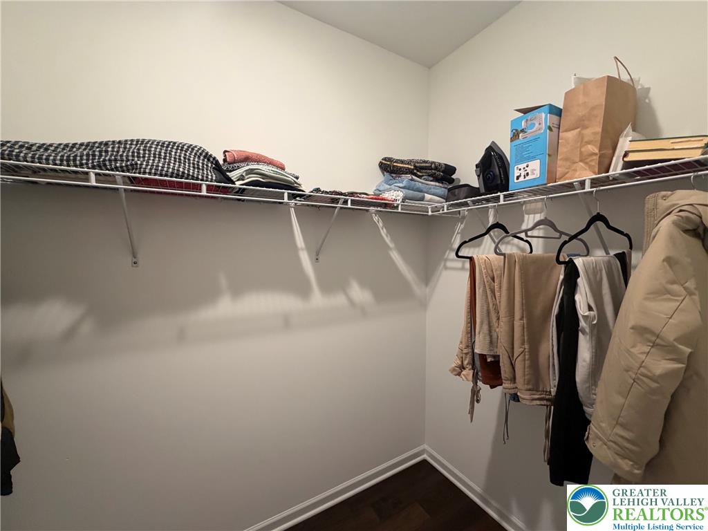 3760 Founders Xing Property Photo 22