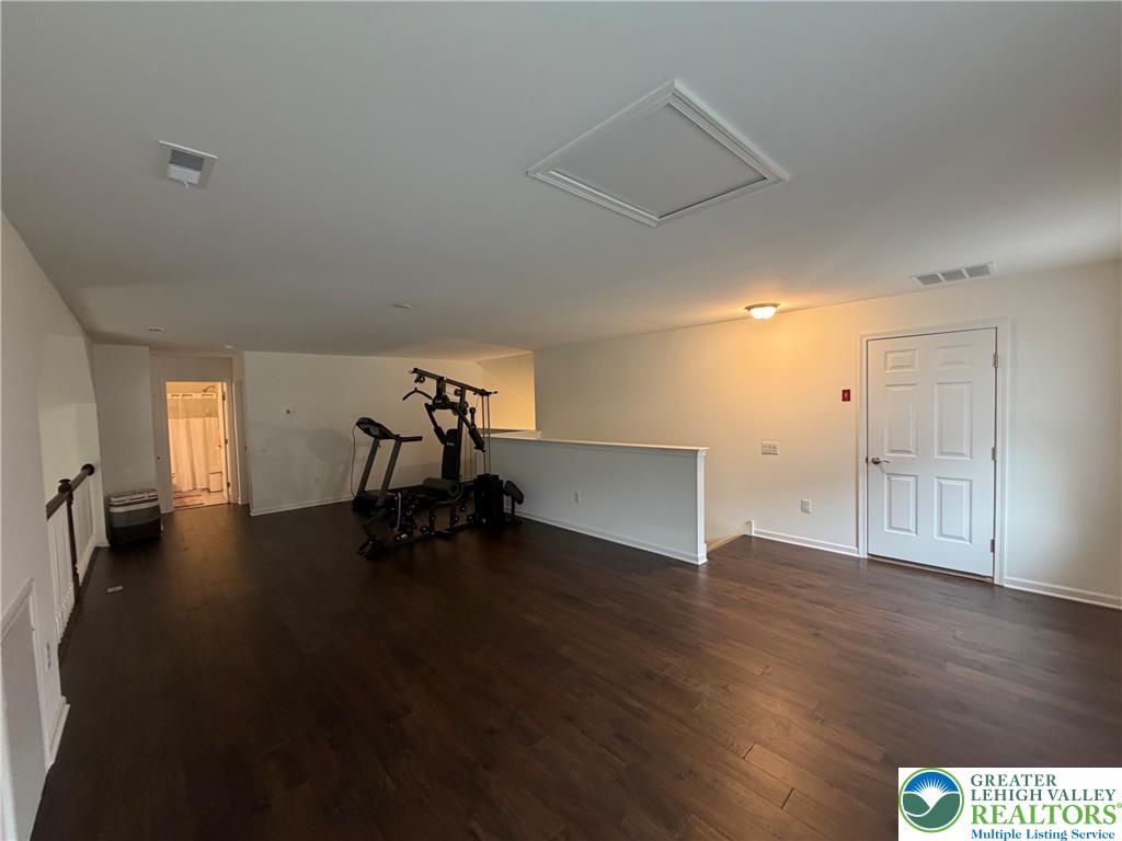 3760 Founders Xing Property Photo 24