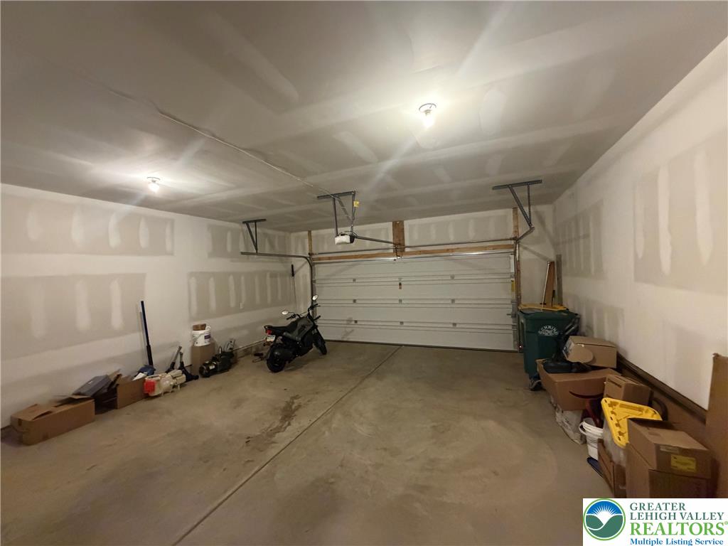 3760 Founders Xing Property Photo 30