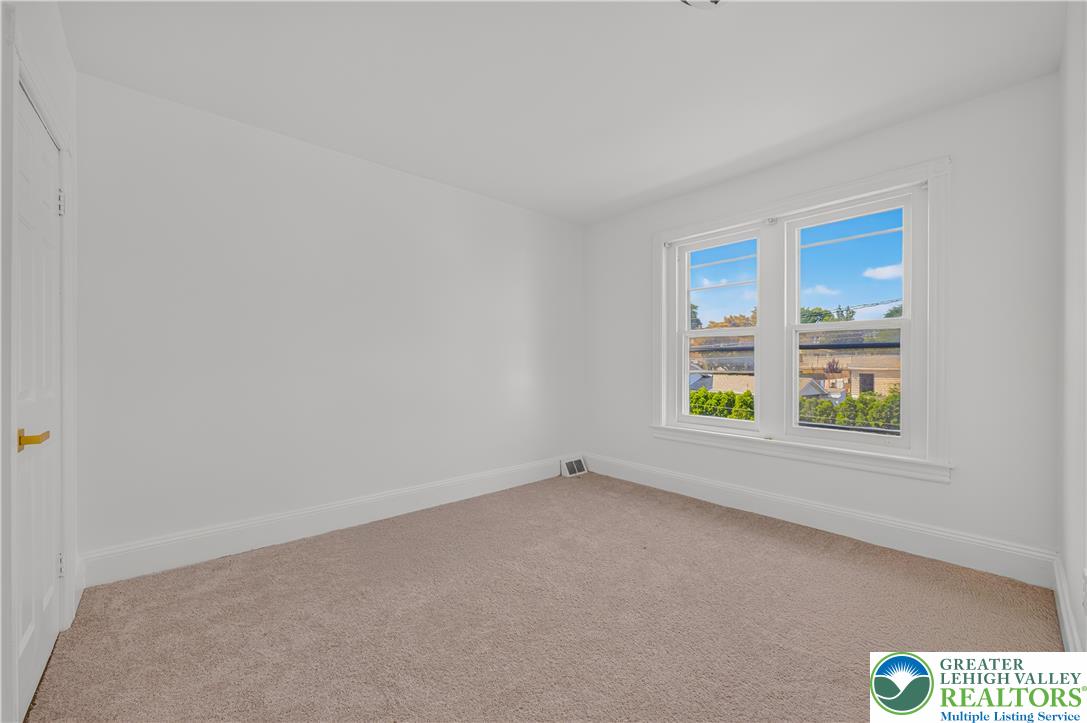 917 Spring Street Property Photo 19
