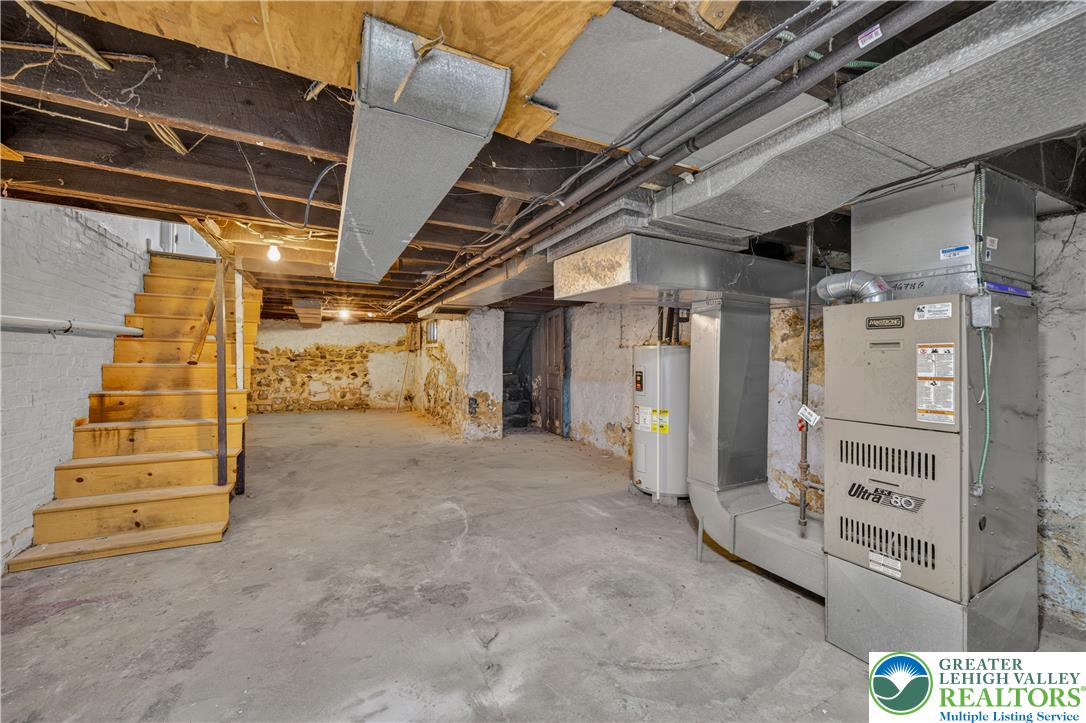 917 Spring Street Property Photo 25