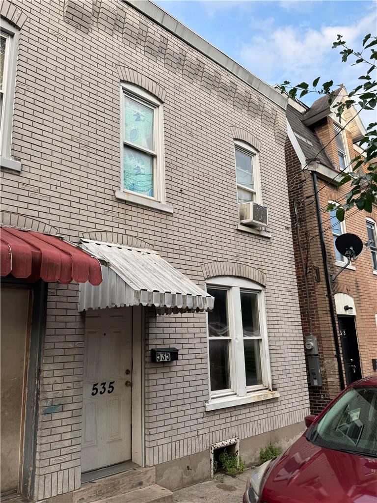 535 Elliger Street Property Photo 1