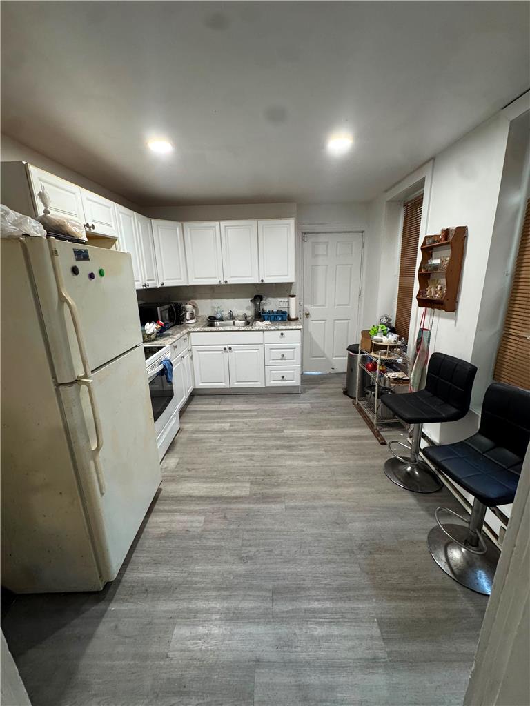 535 Elliger Street Property Photo 8