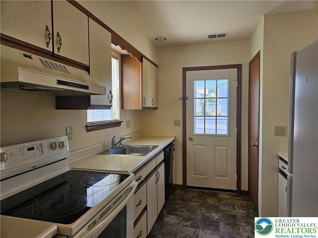 363 Minor Street Property Photo 6