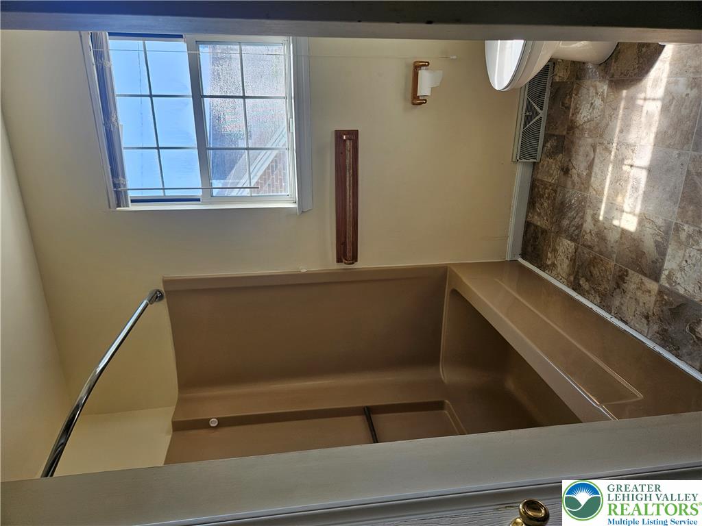 363 Minor Street Property Photo 17