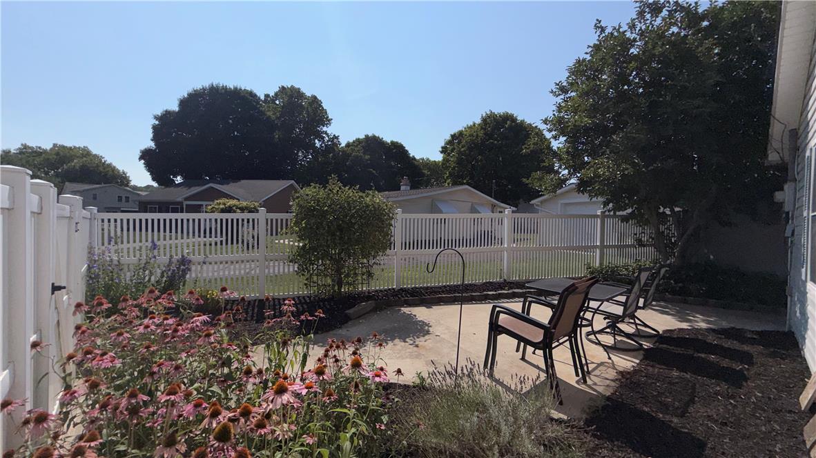 49 Seyfried Avenue Property Photo 21