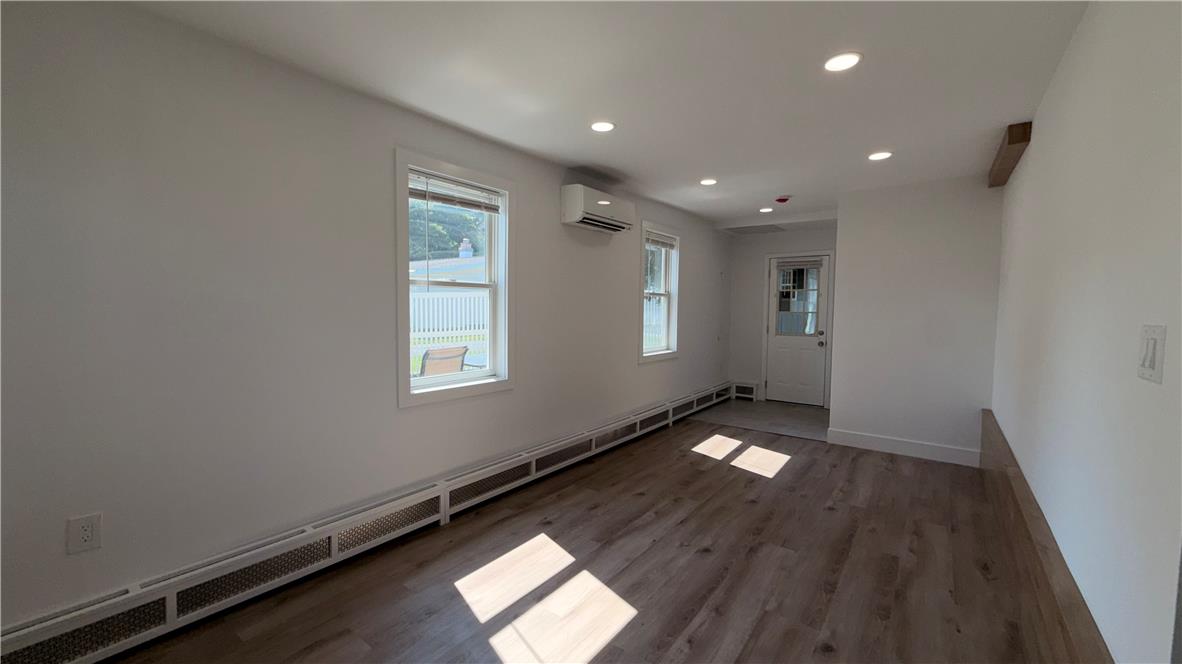 49 Seyfried Avenue Property Photo 43