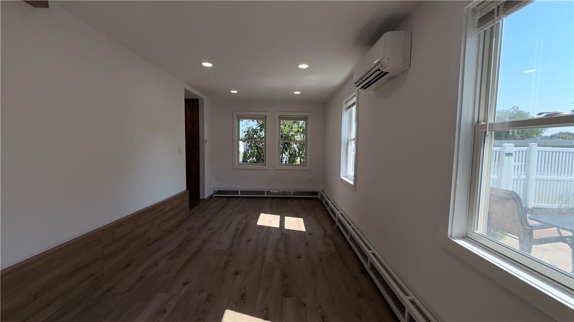 49 Seyfried Avenue Property Photo 44
