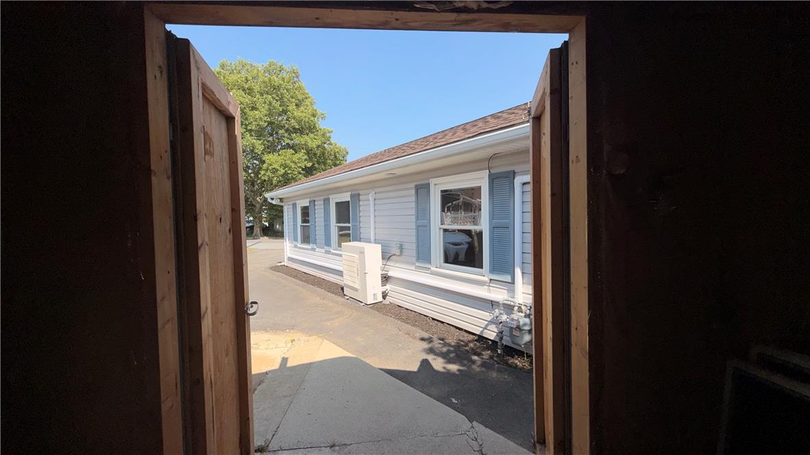 49 Seyfried Avenue Property Photo 51